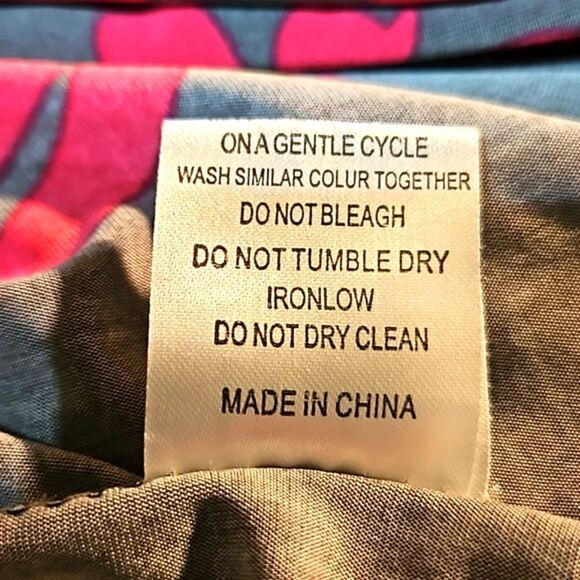 Reborn Wide-Legged Leggings/Dance Pants Size Large  EUC  Rayon/Spandex Blend - Picture 8 of 8